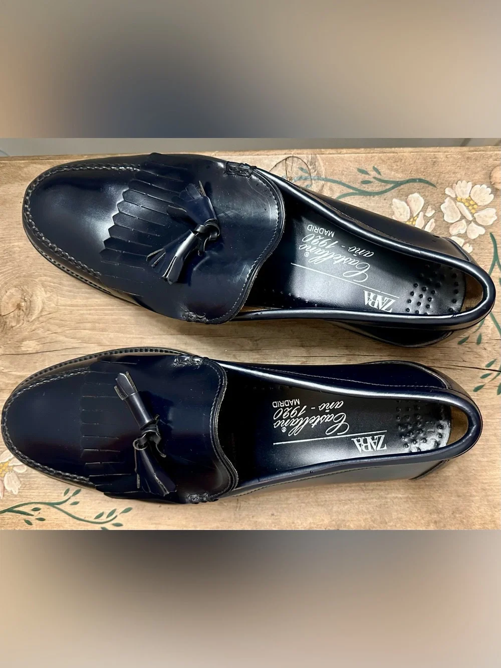 Zara Men's Glossy Navy Tassel Kiltie Loafers